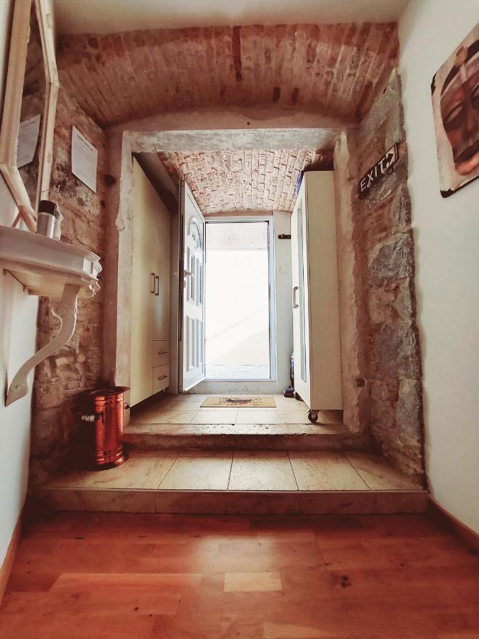 Apartment Lucy Lu Σπλιτ Εξωτερικό φωτογραφία